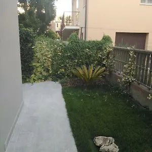 https://a-casa-di-margherita.emilia-romagnahotels.net